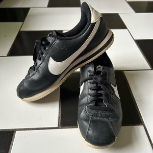 Nike Cortez 23 Premium Sneaker- Black and White - Size 10.5